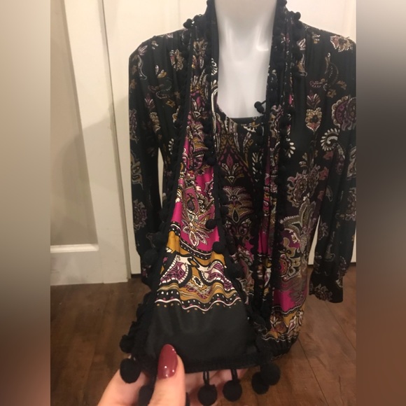 Bebe Black Paisley Multicoloured Tunic Long Sleeve Top with Neck Tie - Picture 8 of 12